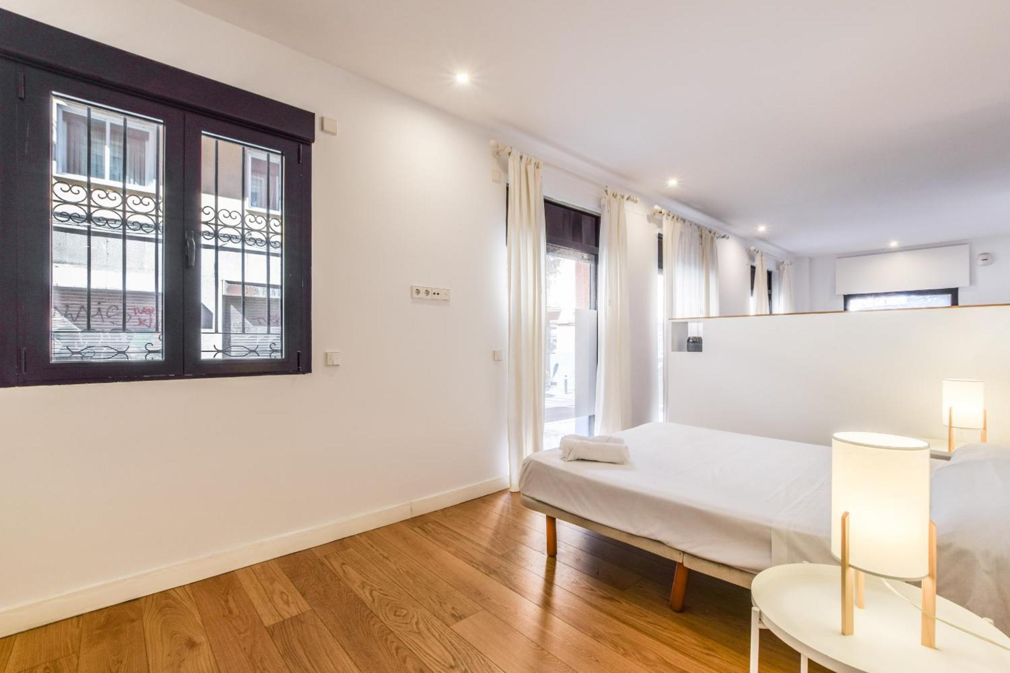Loft Exclusivo Reformado De Diseno Alquiler Temporal Apartment Madrid Luaran gambar