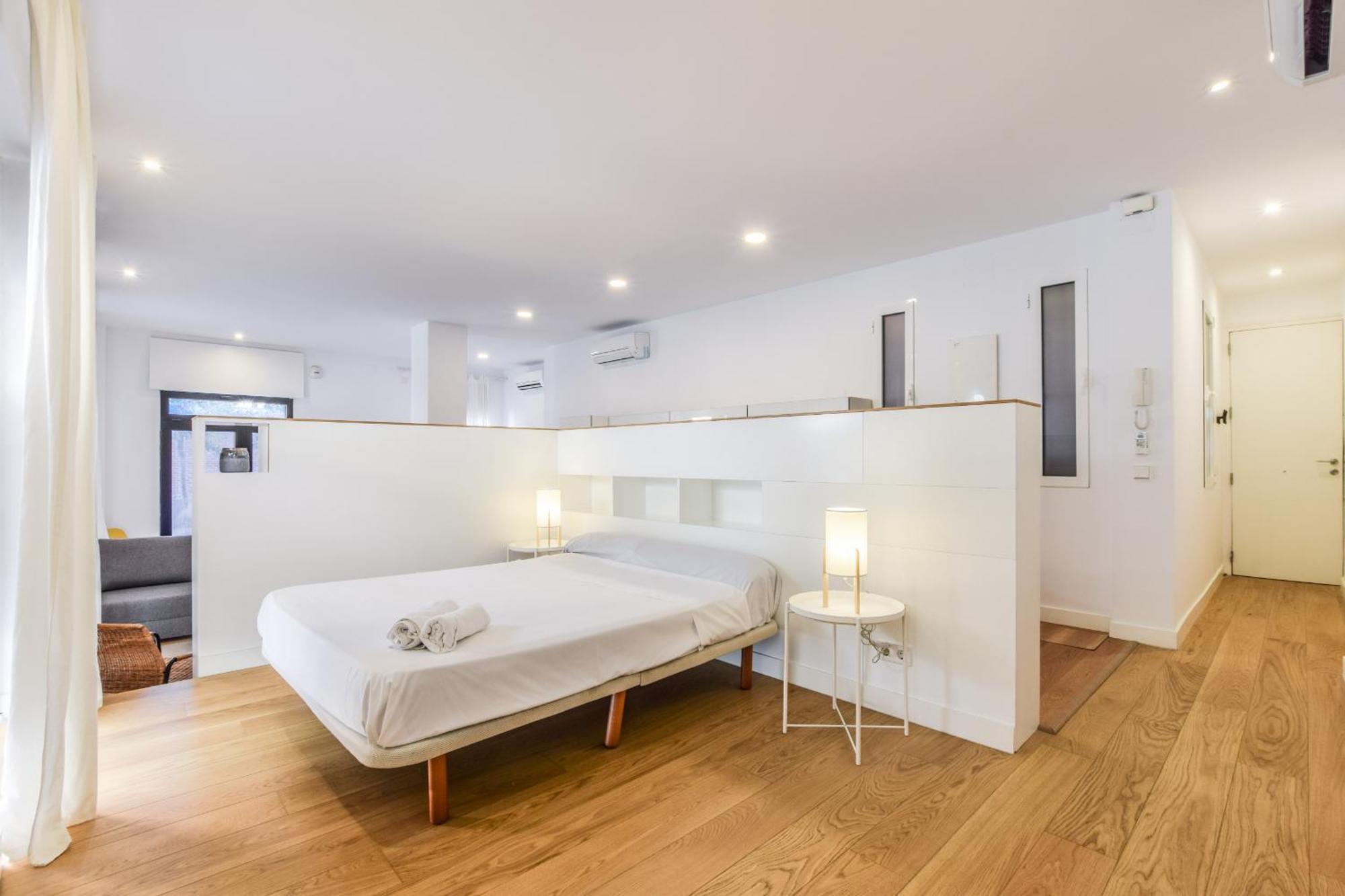 Loft Exclusivo Reformado De Diseno Alquiler Temporal Apartment Madrid Luaran gambar