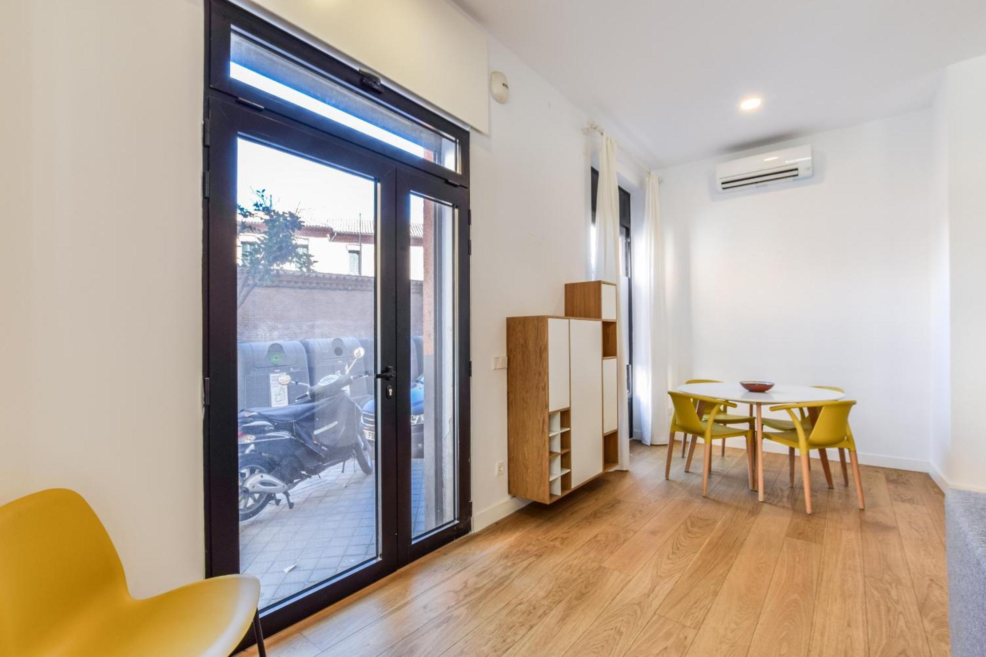 Loft Exclusivo Reformado De Diseno Alquiler Temporal Apartment Madrid Luaran gambar